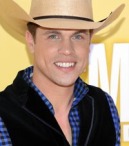 Dustin Lynch