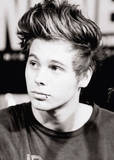 Luke Hemmings