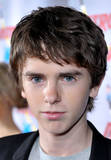 Freddie_Highmore