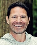 Steve Backshall