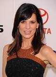 Perrey Reeves