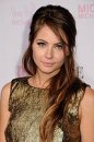 Willa Holland